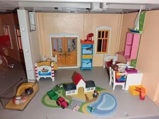 Gran casa de muñecas Playmobil