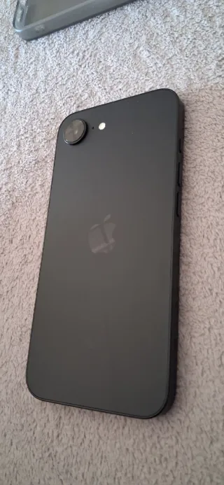 iPhone 16E Negro Como Nuevo