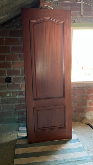Puerta interior madera