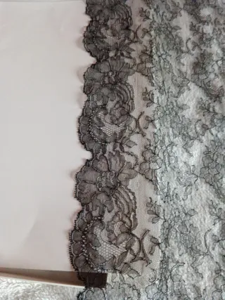 Vestido de mantilla acepto rebajar el lote.