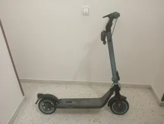 Patinete Eléctrico Gris