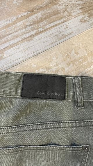 Pantalón Calvin Klein Verde Talla 34