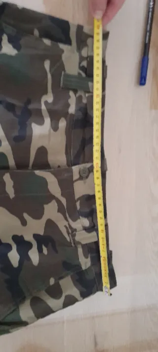 Traje camuflaje militar