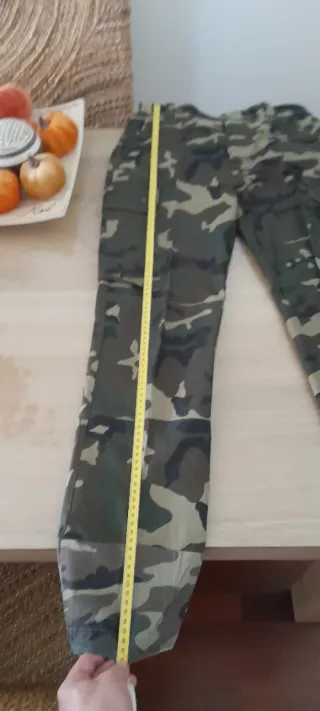 Traje camuflaje militar