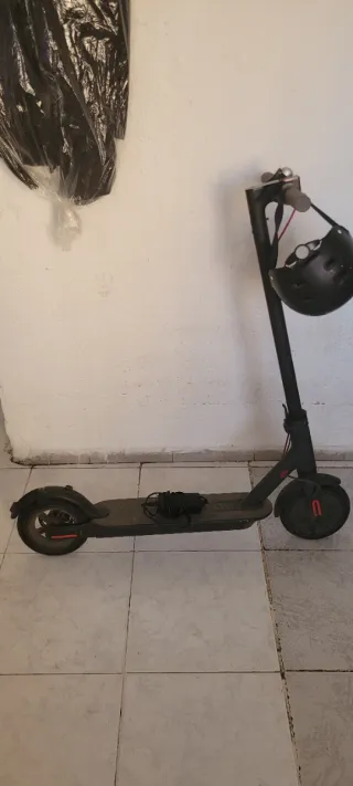 Patinete Eléctrico Xiaomi Essential