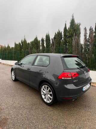 Volkswagen Golf Highline 125cv 2015