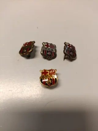 Insignias FC Barcelona (F.C.B.)