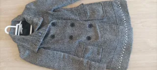 Abrigo Bershka Negro/Gris