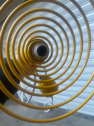 Lampadario vintage anni 80 Memphis giallo