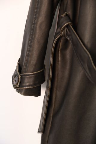 Trench oversize efecto piel Zara Talla M