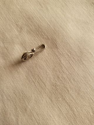 ANTIGUO PENDENTIF FRANCES DE PLATA, PERLA Y RUBI