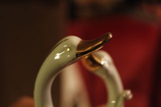 Coppia cigni ceramica vintage dorata (capo di mont