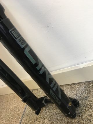 Suspensão Rock Shox Lyrik Ultimate 160mm