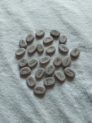 Runas Vikingas piedras