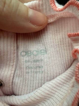 Camiseta rosa bebé con volantes