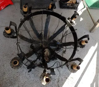 Lámpara de forja artesanal