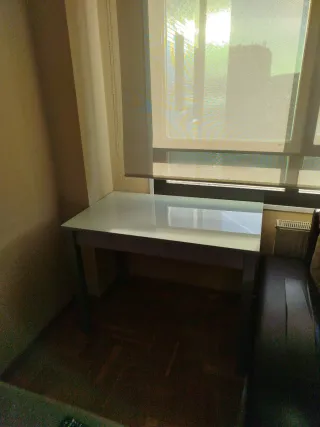 Mesa cristal templado blanca/gris