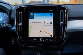 VOLVO XC40 D3 MOMENTUM PRO 150 CV