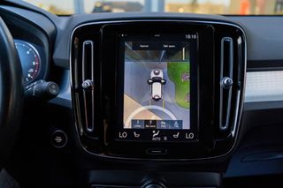 VOLVO XC40 D3 MOMENTUM PRO 150 CV