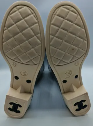 Stivali Gomma Chanel Neri Tacco Bianco