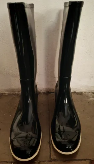 Stivali Gomma Chanel Neri Tacco Bianco