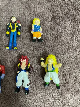 Lotto 9 personaggi Dragon Ball