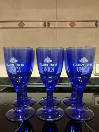 Copas de cristal azul Cabreiroá