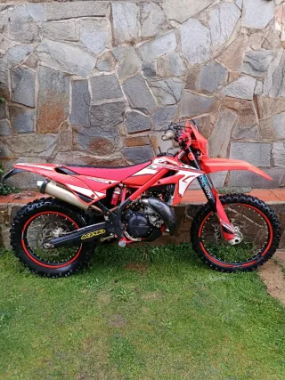 Beta Xtrainer Enduro 300/Motocross Roja