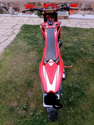 Beta Xtrainer Enduro 300/Motocross Roja