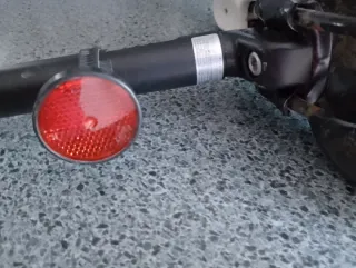 Sillín B-PRO Negro con tija de aluminio de 27;2