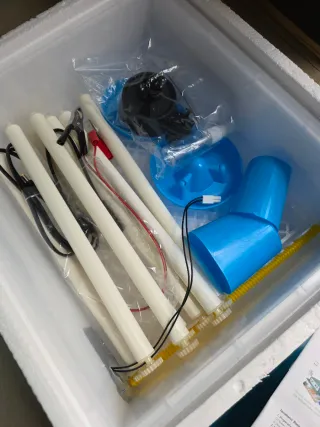 Incubadora Automática Transparente