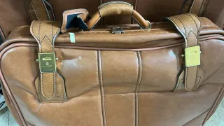 Lote 2 maletas vintage cuero marrón