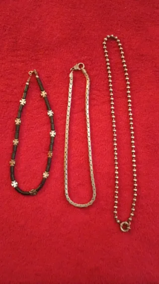 Cadenas vintage plateadas y negras