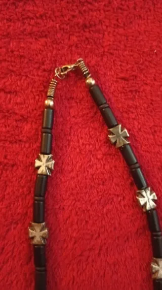 Cadenas vintage plateadas y negras