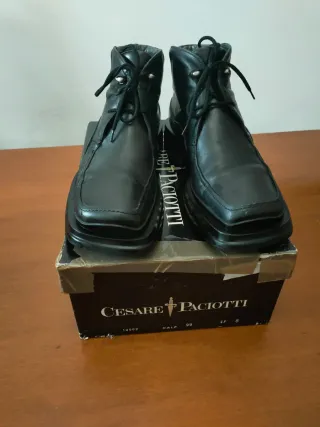 Stivaletti Cesare Paciotti Pelle Neri