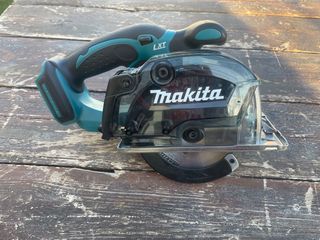 SIERRA CIRCULAR Makita DCS552