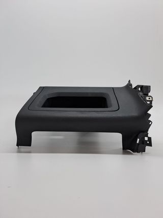 GUANTERA PEUGEOT PARTNER KOMBI (2)