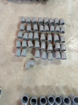 Tes y codos PVC 50 y 40