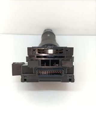 MANDO LUCES MITSUBISHI CARISMA BERLINA 4 (DA0)