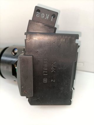 MANDO LUCES MITSUBISHI CARISMA BERLINA 4 (DA0)