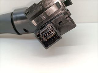 MANDO LUCES MITSUBISHI CARISMA BERLINA 4 (DA0)