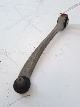 BRAZO SUSPENSION INFERIOR DELANTERO DERECHO SEAT EXEO BERLIN (2)