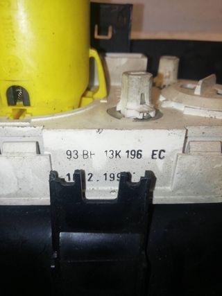 MANDO LUCES FORD MONDEO FAMILIAR (GD)