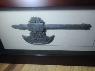 Quadro Replica Ascia da Guerra con Cornice in Legno