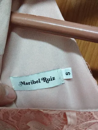 Vestido fiesta rosa encaje y tul, color coral.