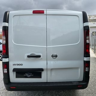 Nissan NV300 2020