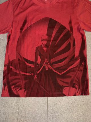 T shirt Uniqlo UT x Bleach L large ichigo kurosaki