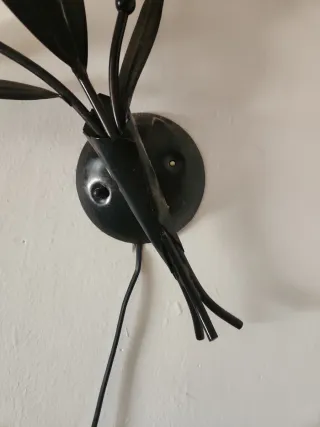 Lámpara de pared floral metal y cristal