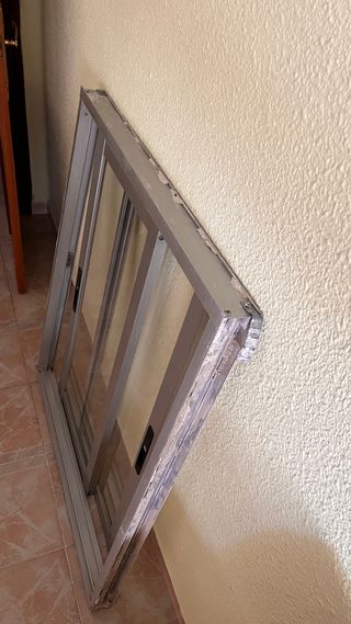 Ventana aluminio corredera 2 puertas con marco