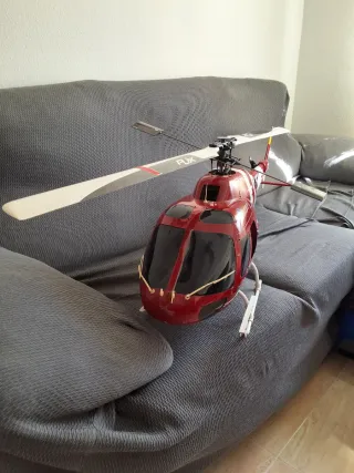 Helicóptero RC Eléctrico ECUREUIL AS355